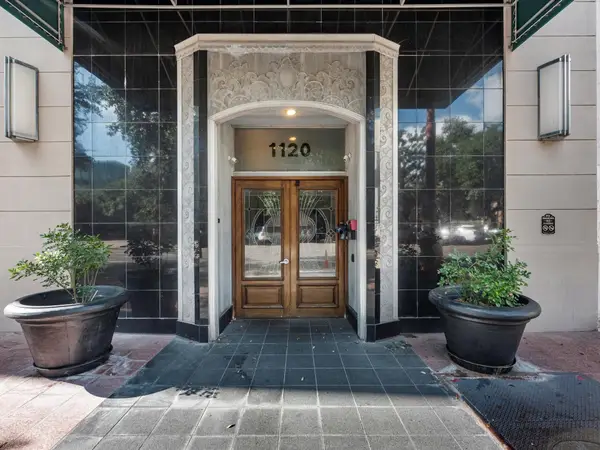 1120 Texas Street #4B, Houston, TX 77002