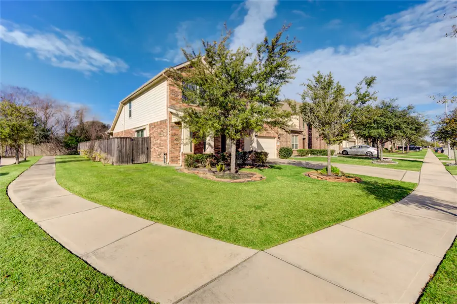 18443 Weeping Spring Drive, Cypress, TX 77429 - Image #2