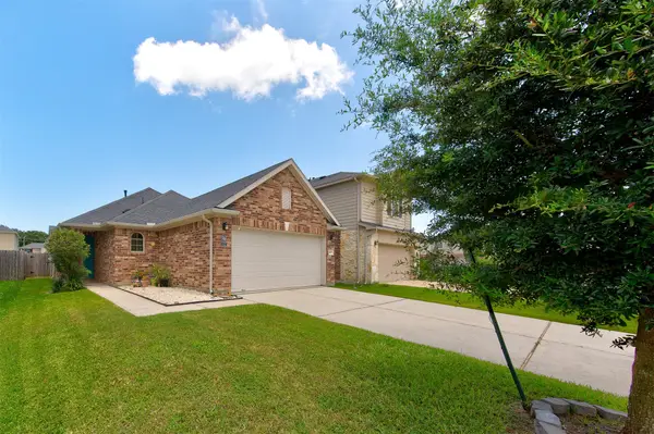 5227 Bay Lane, Bacliff, TX 77518