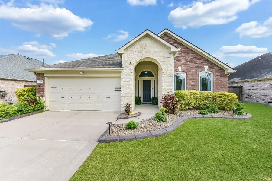 4505 Brazos Bend Drive, Pearland, TX 77584 - #2