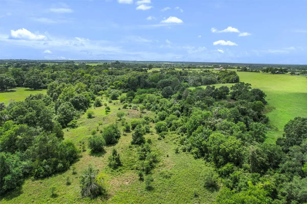 7602 Rose Lane, Sealy, TX 77474 - Image #1