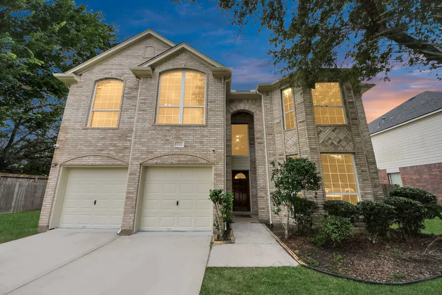 9002 Sundown Drive, Pearland, TX 77584 - #2