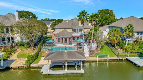2525 Breaux Trace, Seabrook, TX 77586