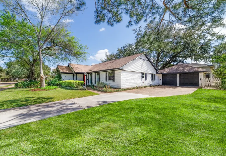 5347 Rutherglenn Drive, Houston, TX 77096 - #2
