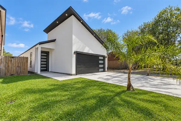 5606 Hollow Pines, Houston, TX 77049