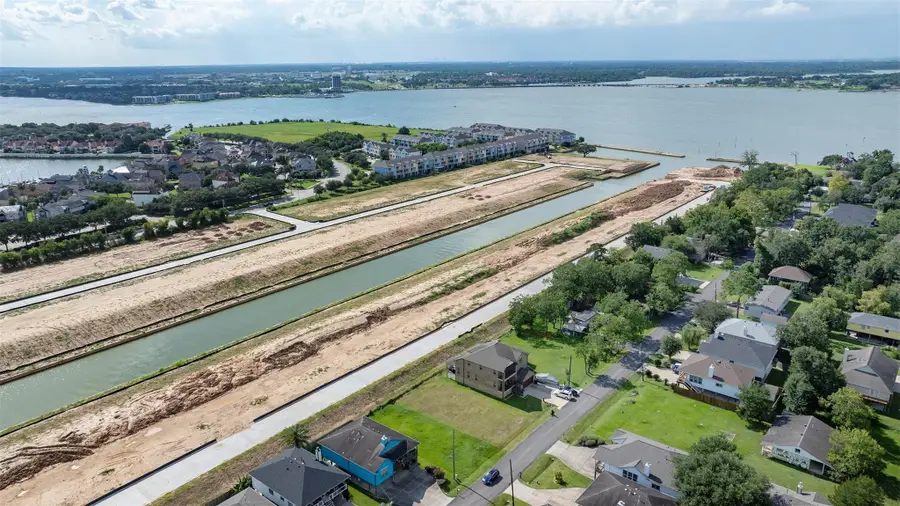 406 West Drive, League City, TX 77565 - Image #2