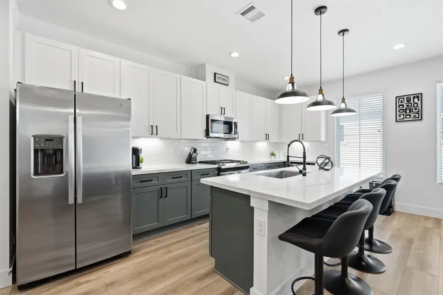 2056 Johanna Drive #F, Houston, TX 77055 - #3