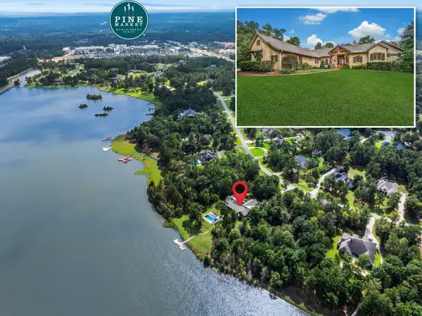 240 Lakeside Hills Drive, Montgomery, TX 77316