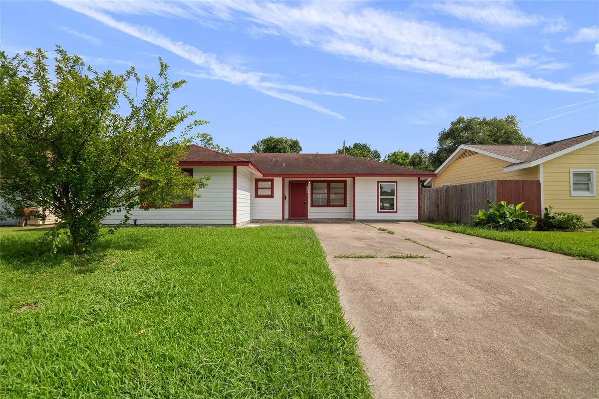 3129 Danforth Drive, Texas City, TX 77590 - Image #1
