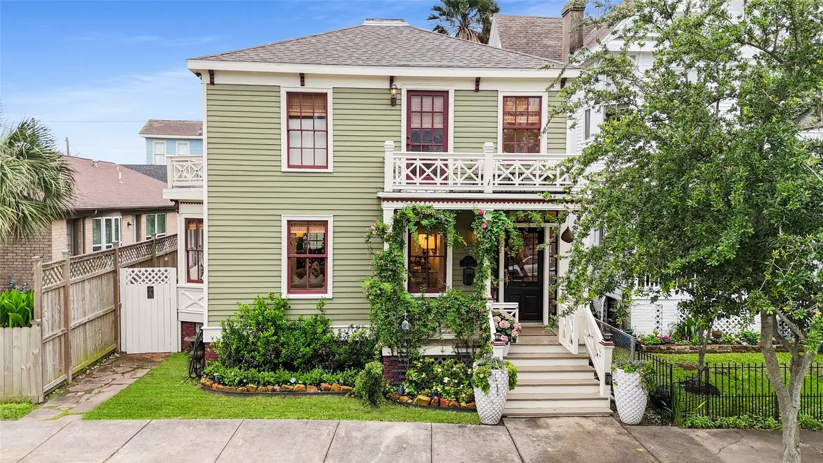 1305 Postoffice, Galveston, TX 77550 - #1