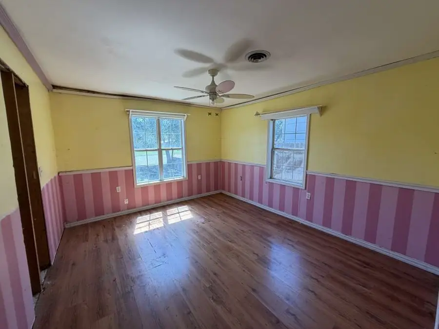1404 Park Avenue, Panhandle, TX 79068 - #2
