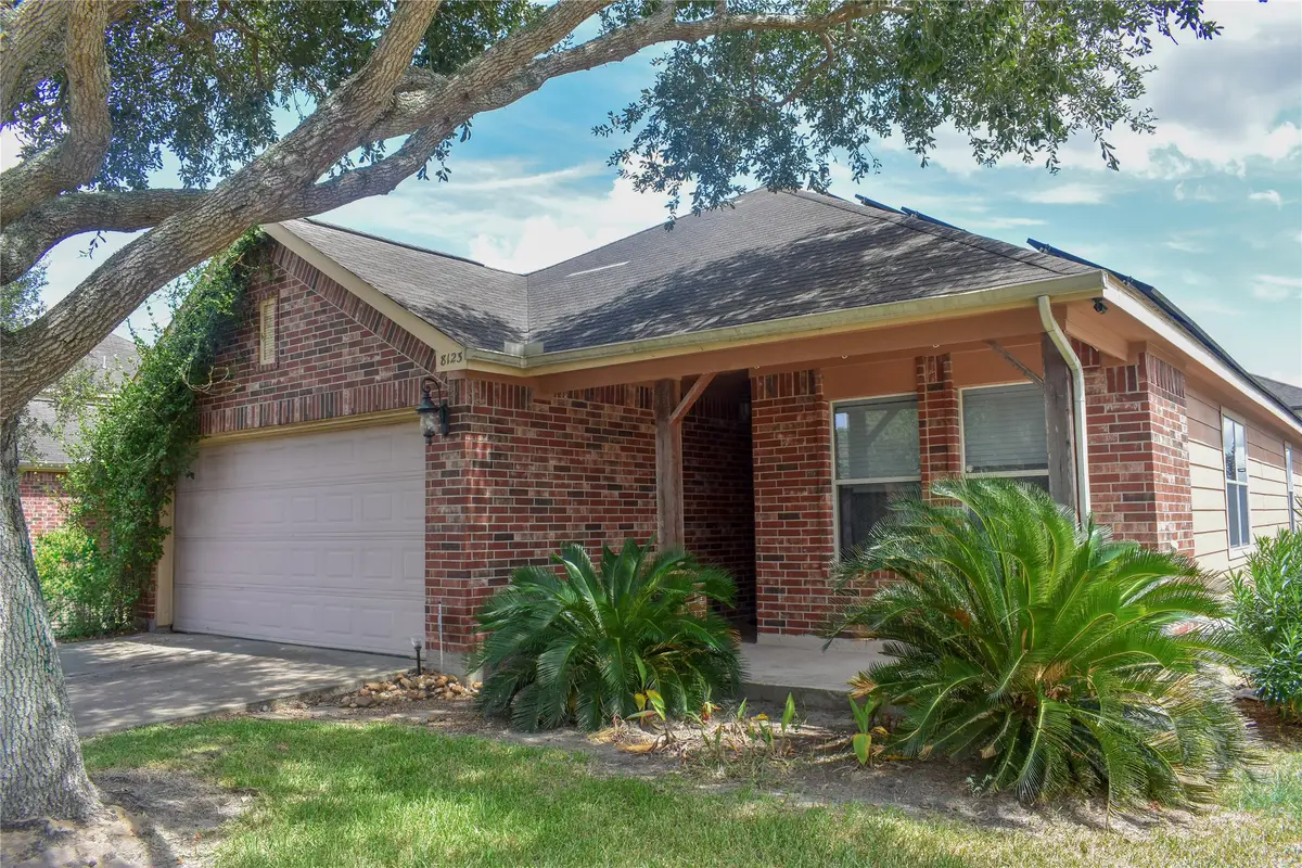 8123 Farthing Lane, Rosharon, TX 77583 - Image #1