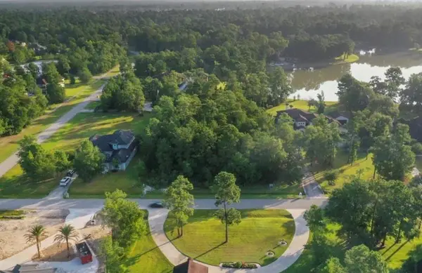 4007 Hidden Winds Drive, Spring, TX 77386