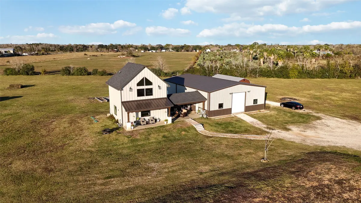 330 Ridge Road, Manvel, TX 77578 - Image #1