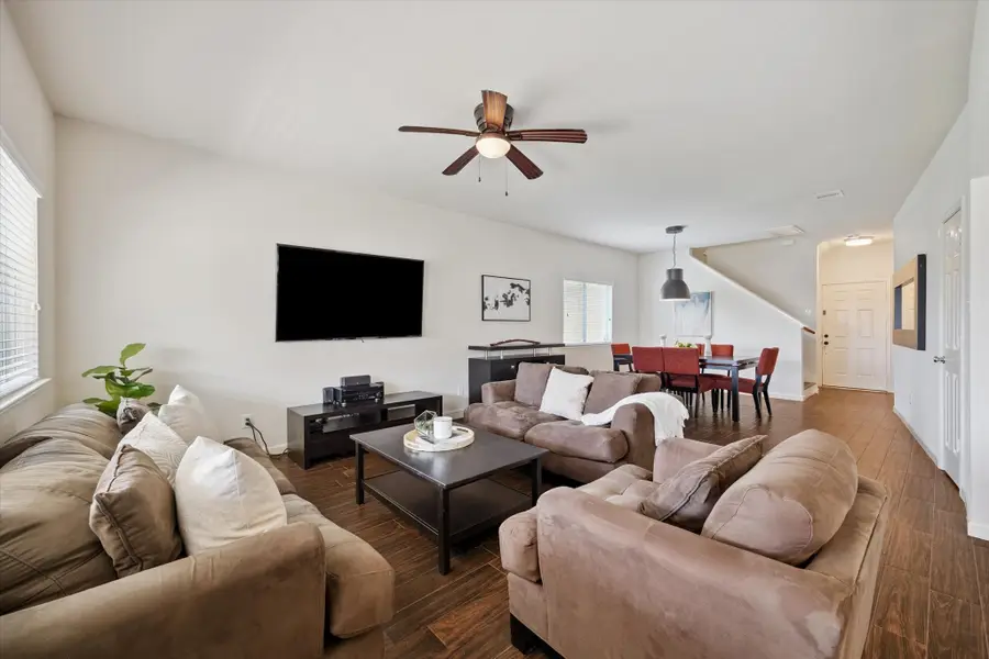 1511 Claremont Garden Circle, Houston, TX 77047 - Image #3