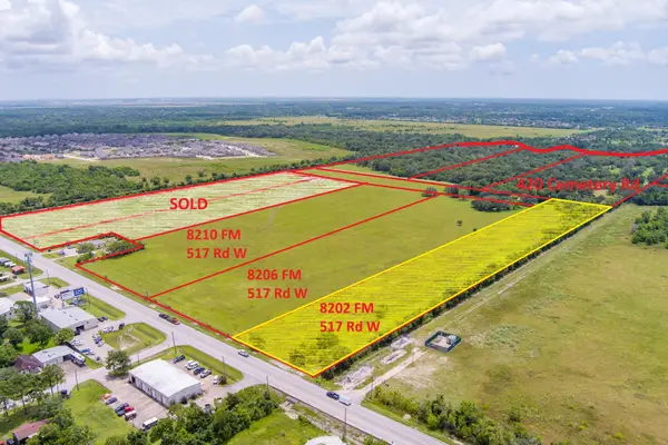 8202 Fm 517 Road W, League City, TX 77539