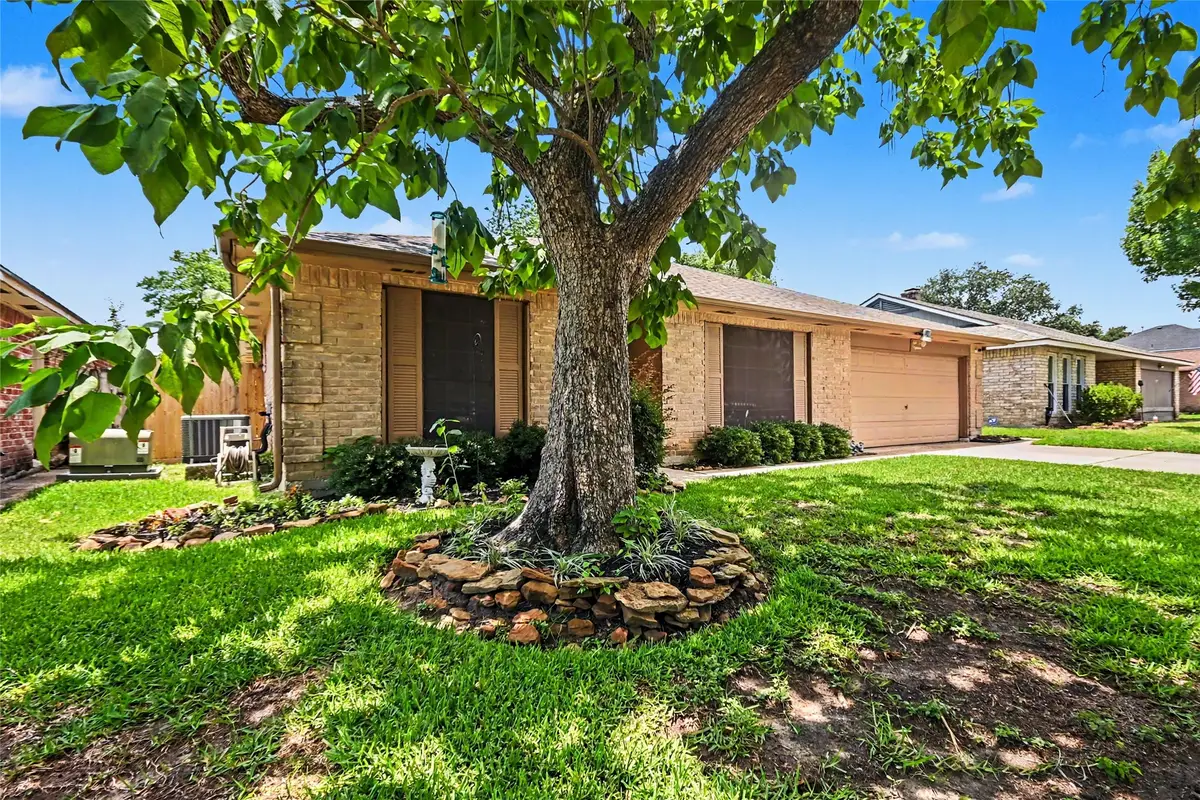 8518 Ashwyne Lane, La Porte, TX 77571 - #1
