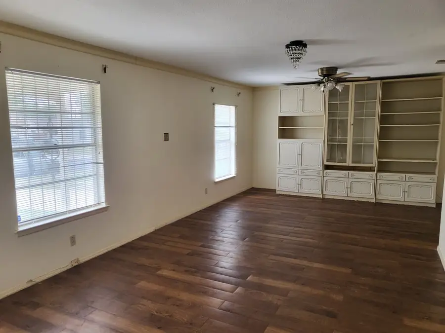 5855 Sandy Valley Street, San Antonio, TX 78242 - #2