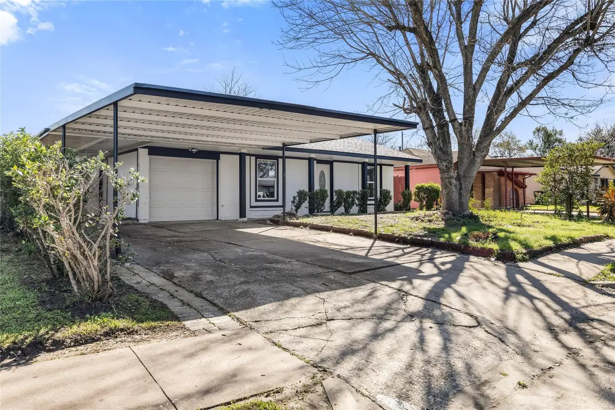 12611 S Coast Drive, Houston, TX 77047 - #1