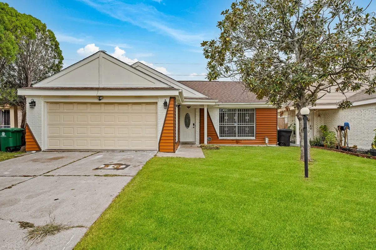 10714 Sherburne Drive, Houston, TX 77072 - Image #1