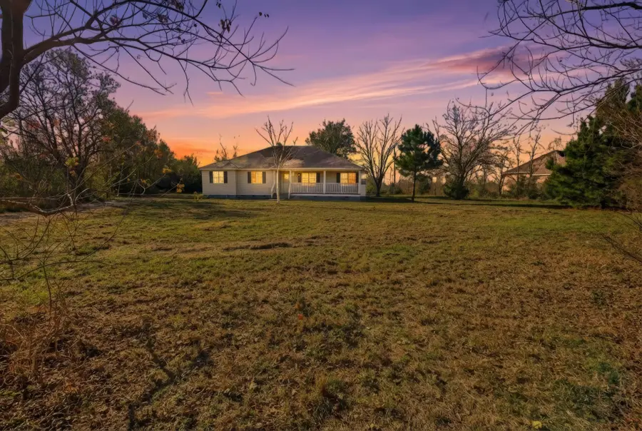 32611 Gadwall Street, Brookshire, TX 77423 - Image #2
