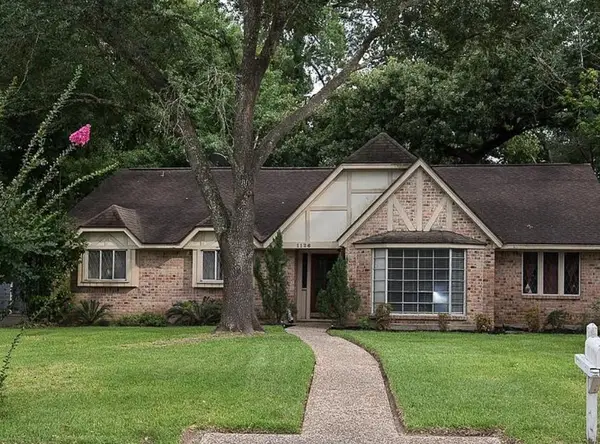 1126 Woodfield Lane, Houston, TX 77073