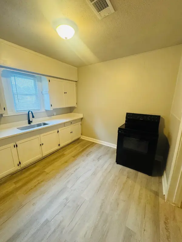 2217 Rev Dr Ransom Howard Street, Port Arthur, TX 77640