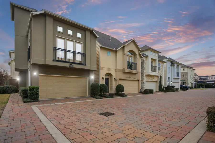 1303 Sherwood Point Lane, Houston, TX 77043 - #2