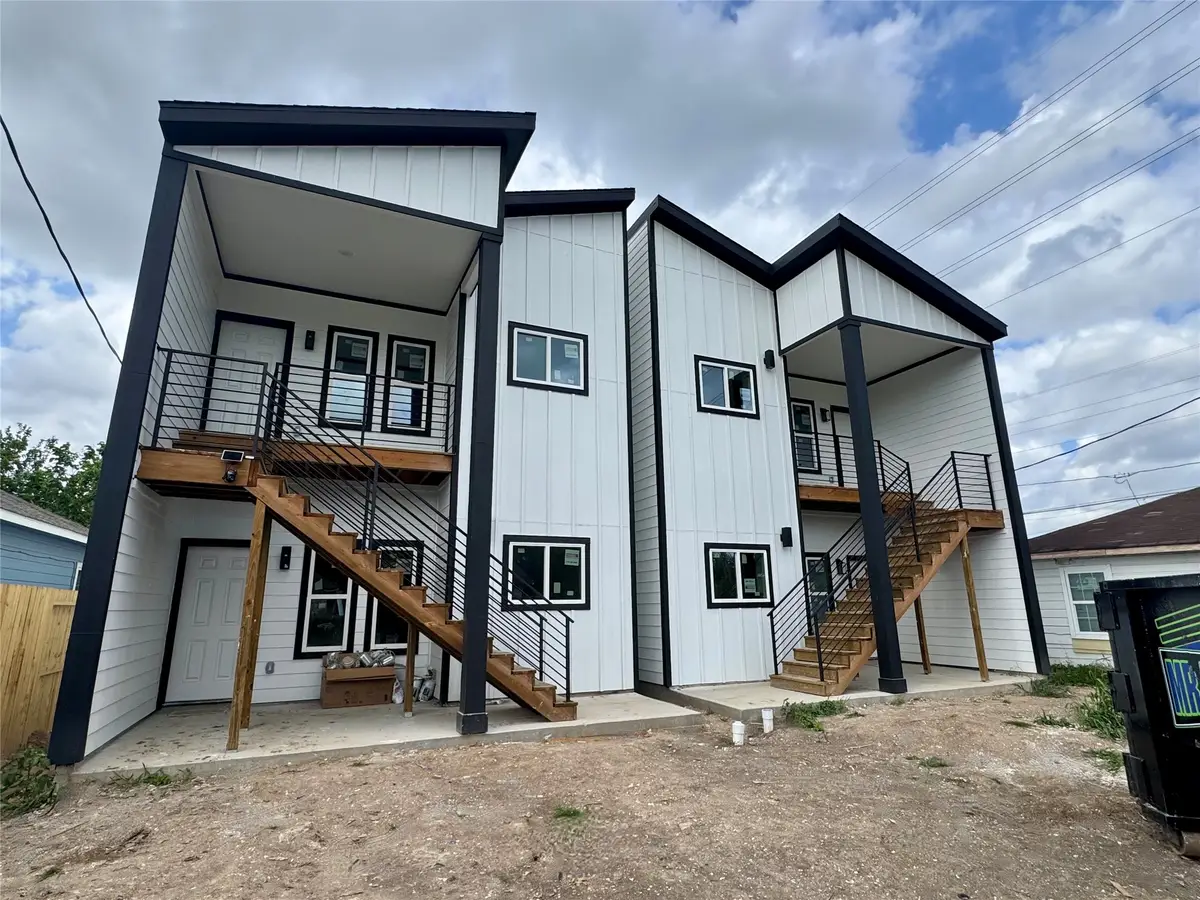 331 Delaware St, Houston, TX 77029 - #1