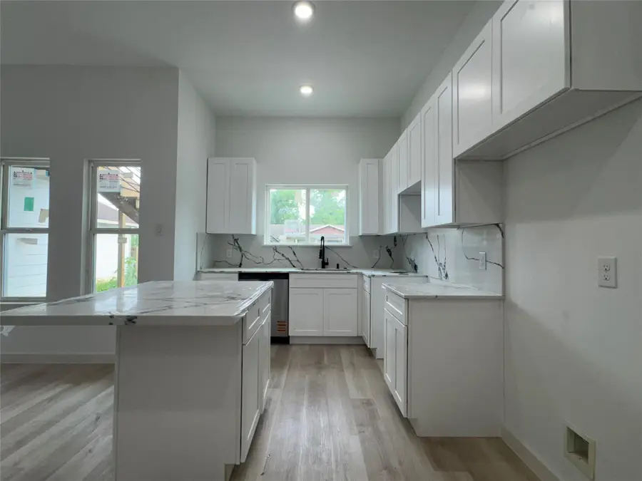 331 Delaware St, Houston, TX 77029 - #3