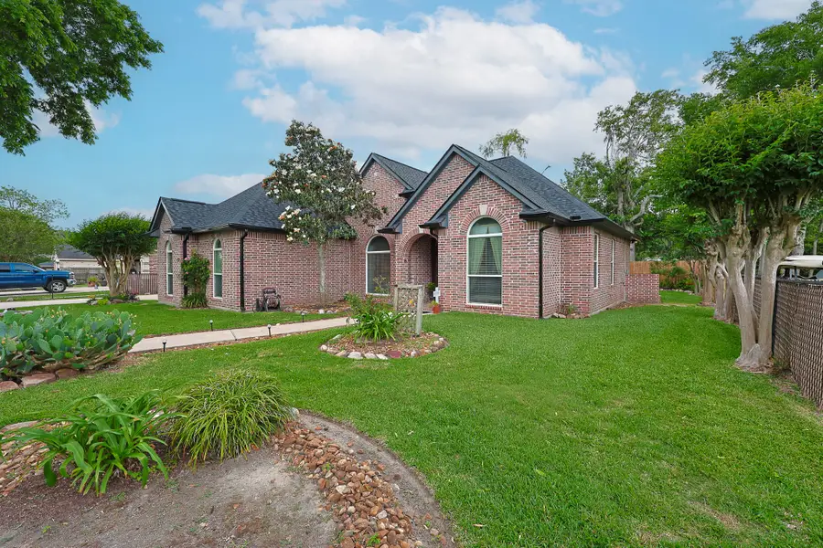 4704 Donald Street, Seabrook, TX 77586 - #3