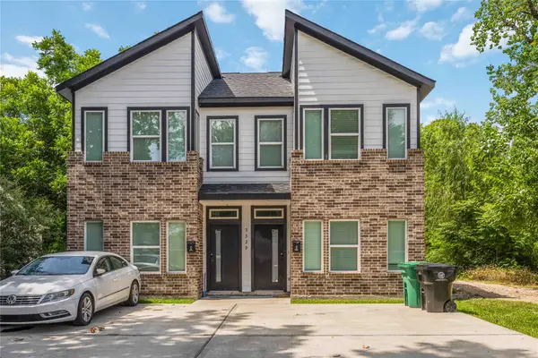 5329 Higgins Street #A/B, Houston, TX 77033