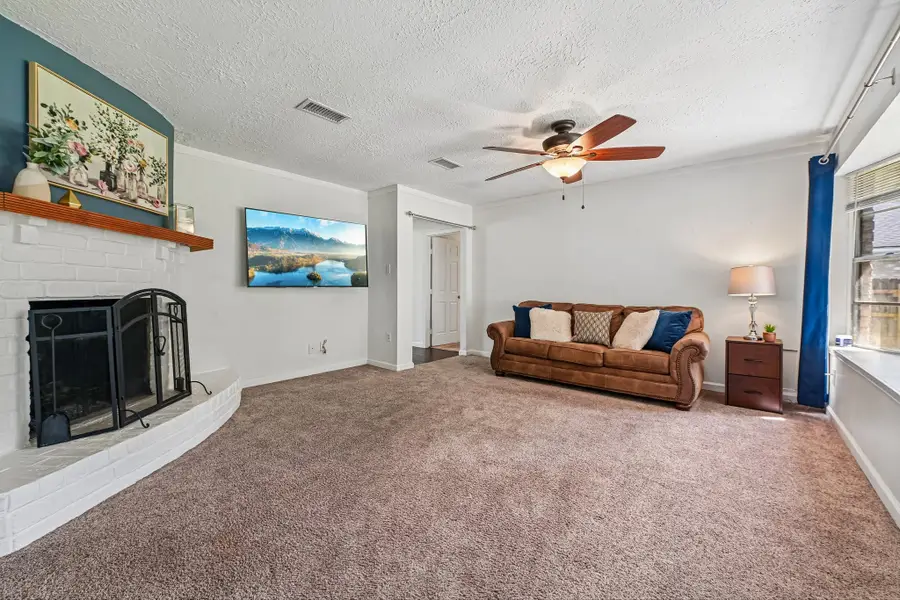4418 Saffron Lane, Friendswood, TX 77546 - #2