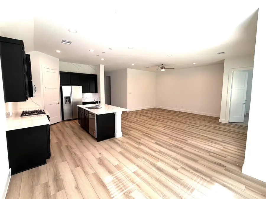 416 Summerset Landing Court, Conroe, TX 77304 - #3