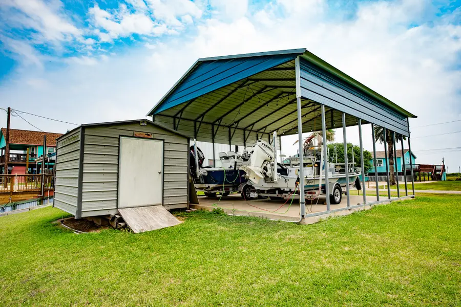 3549 County Road 202, Sargent, TX 77414 - #3