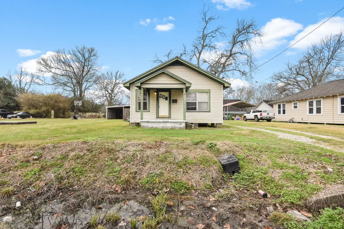 306 S Winfree Street, Dayton, TX 77535 - #1
