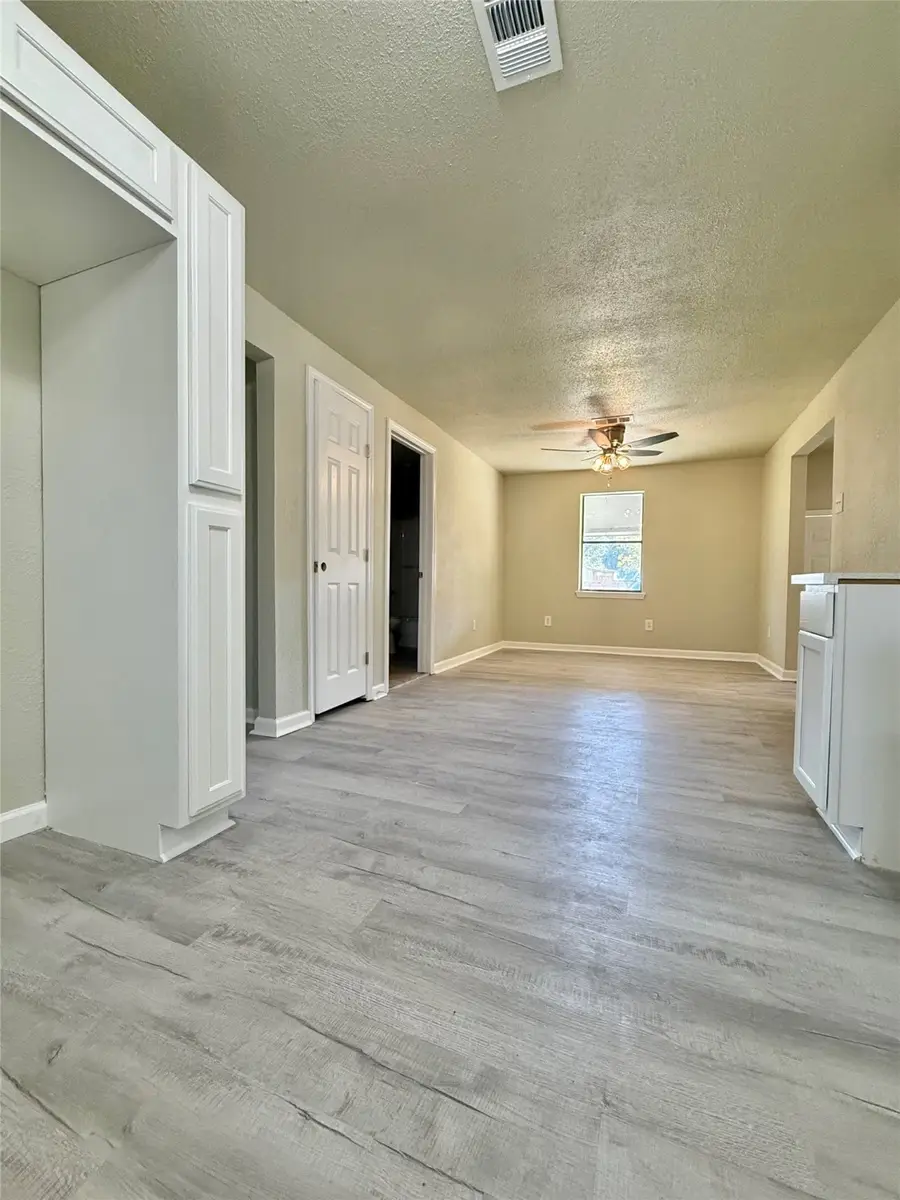 250 Warner Street, Bridge City, TX 77611 - Image #3