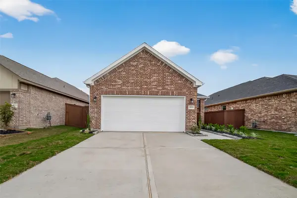 12327 Sunset Canyon Drive, Willis, TX 77318
