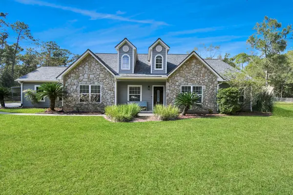 220 Cherokee Circle, Wallisville, TX 77597