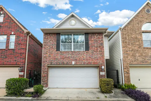 2634 Couch Street, Houston, TX 77008