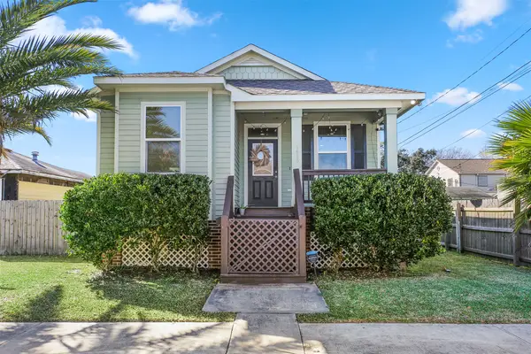 1413 Kirwin Street, Galveston, TX 77551