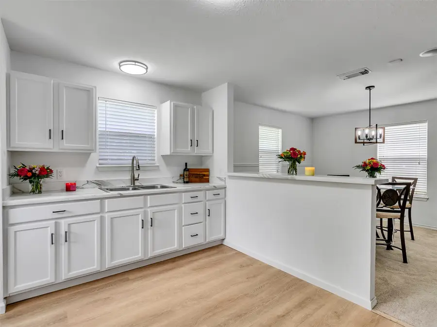3206 Ridgefield Road, La Porte, TX 77571 - #2