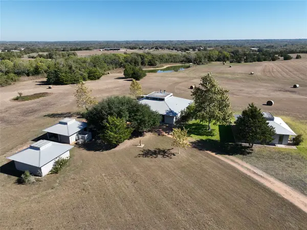 7850 Highway 159 W, Bellville, TX 77418