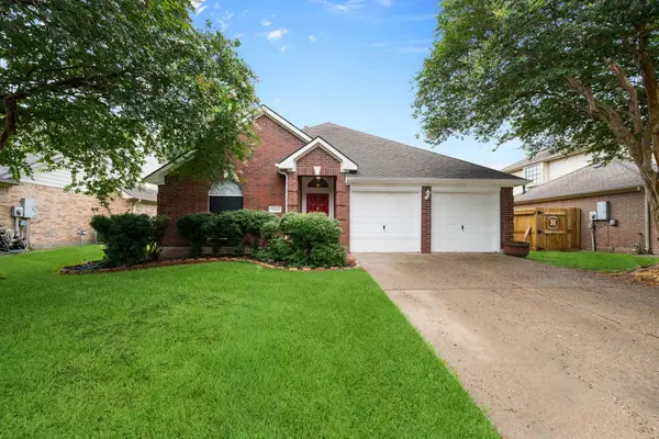 10847 Spruce Drive S, La Porte, TX 77571