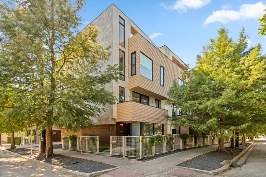 2202 Whitney Street, Houston, TX 77006 - #2