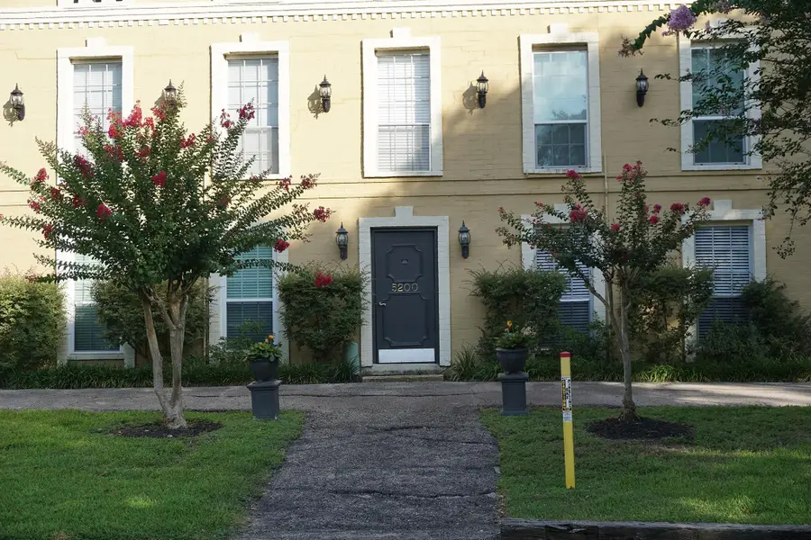 5200 Arboles Drive #2, Houston, TX 77035 - #3