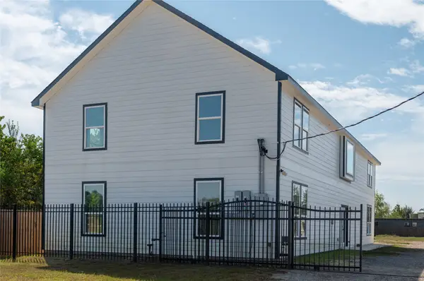 1654 County Road 3540, Cleveland, TX 77327