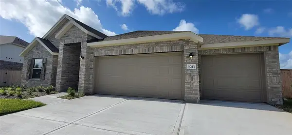 3023 Blue Abelia Street, Rosenberg, TX 77471