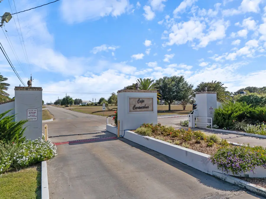 2749 W Bayshore Drive, Palacios, TX 77465 - #2