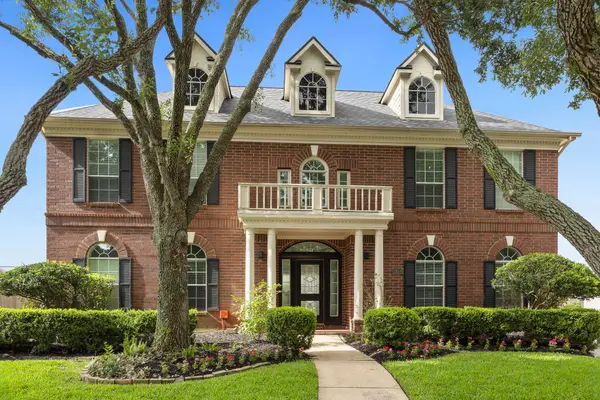 1914 Rosewood Lane, Sugar Land, TX 77479